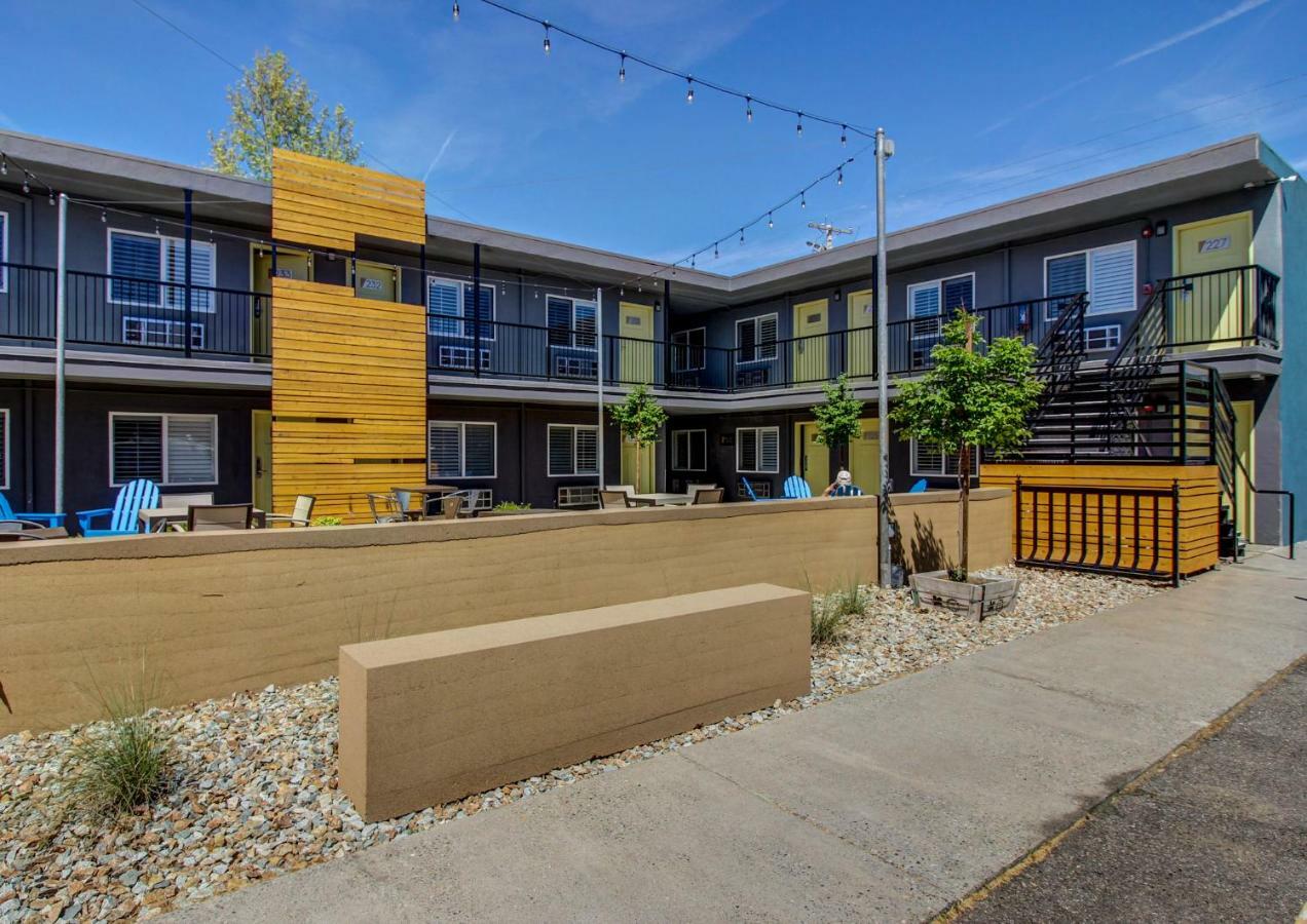 Americana Modern Hotel Redding Luaran gambar